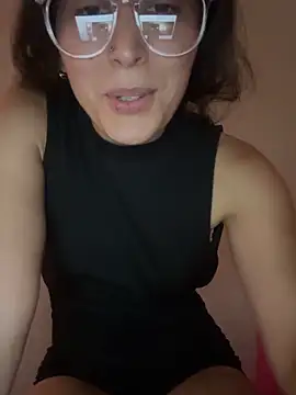 LatinDoll8 online show from April 28, 8:03 pm