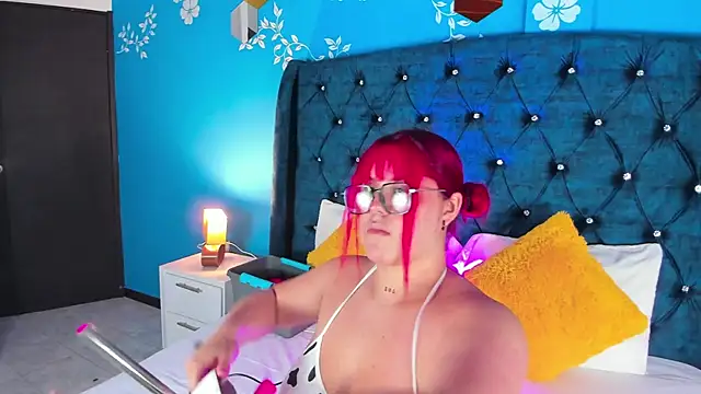 Snapshot of Issa_Clark01 chatting on February 6, 9:40 pm Issa Clark01 online show from February 6, 9:40 pm