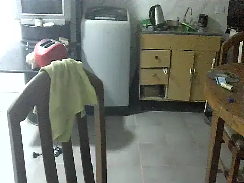 Snapshot of Franalbera chatting on December 18, 3:56 am Franalbera online show from December 18, 3:56 am