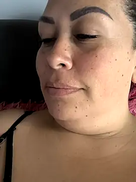 Snapshot of Natymendoza998 chatting on February 9, 10:36 pm Natymendoza998 online show from February 9, 10:36 pm