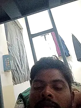 Snapshot of Anji8639 chatting on January 13, 5:40 pm Anji8639 online show from January 13, 5:40 pm