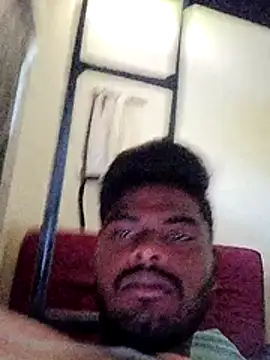 Snapshot of Anji8639 chatting on February 23, 3:04 am Anji8639 online show from February 23, 3:04 am