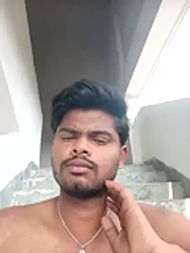 Snapshot of Anji8639 chatting on May 14, 2:51 am Anji8639 online show from May 14, 2:51 am