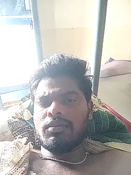 Snapshot of Anji8639 chatting on May 21, 6:42 am Anji8639 online show from May 21, 6:42 am