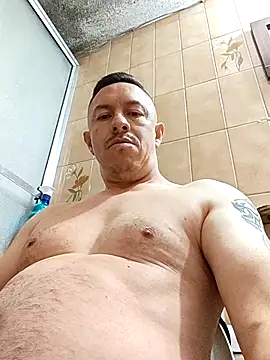 L hotcream online show from February 10, 2:10 pm