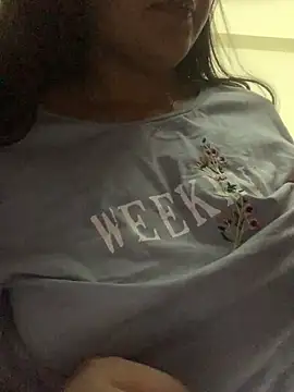 Snapshot of missmisha01 chatting on May 22, 4:23 pm missmisha01 online show from May 22, 4:23 pm