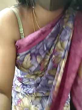 Snapshot of tamilrojaodi chatting on May 4, 8:38 pm tamilrojaodi online show from May 4, 8:38 pm