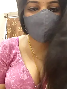 Snapshot of tamilrojaodi chatting on May 26, 9:44 pm tamilrojaodi online show from May 26, 9:44 pm