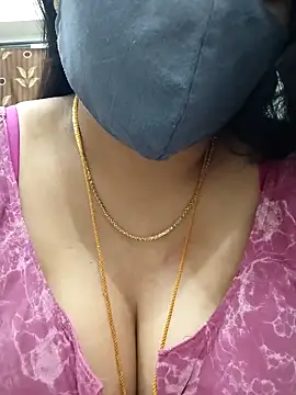 Snapshot of tamilrojaodi chatting on June 19, 10:13 pm tamilrojaodi online show from June 19, 10:13 pm