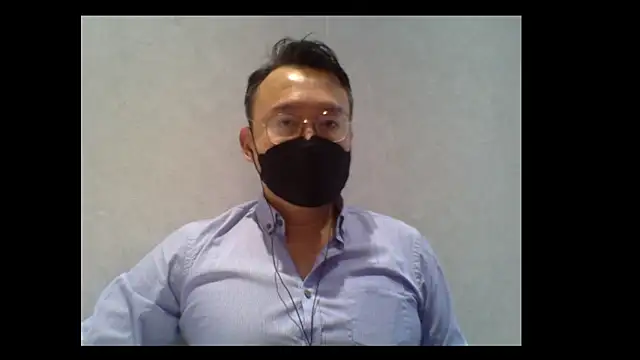 littlegoddyboy online show from March 3, 9:15 am