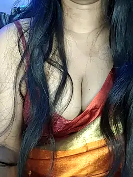 Snapshot of SANYA_3 chatting on December 18, 7:31 pm SANYA 3 online show from December 18, 7:31 pm