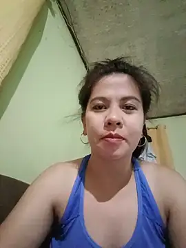 Snapshot of annawet chatting on June 21, 1:24 pm annawet online show from June 21, 1:24 pm