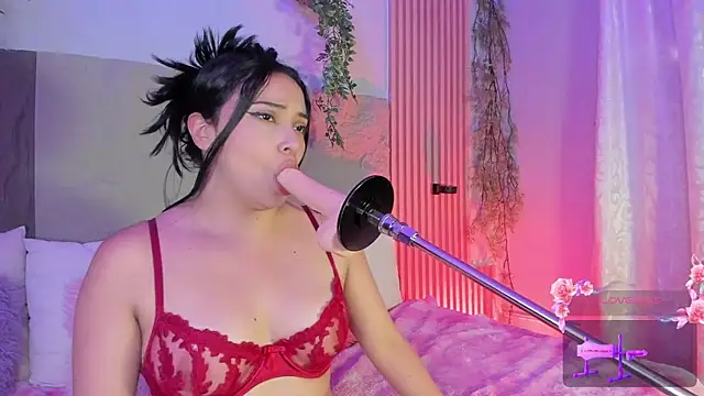 Snapshot of isabellagiirl chatting on June 21, 8:33 pm isabellagiirl online show from June 21, 8:33 pm