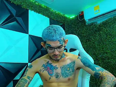 Boy tatto77 online show from January 31, 7:11 pm