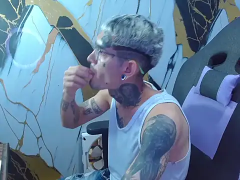 Boy tatto77 online show from February 12, 6:47 pm