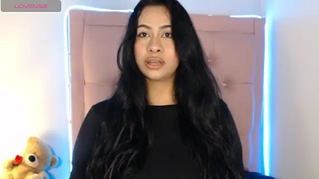 Snapshot of Olivia_gray69 chatting on March 9, 9:35 am Olivia gray69 online show from March 9, 9:35 am