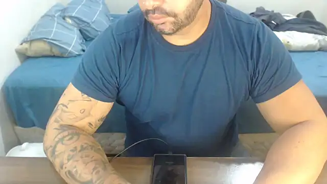 drlluis online show from March 11, 5:08 pm