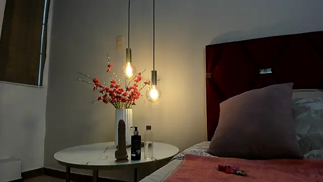 GahiaBelucci online show from June 16, 5:59 pm