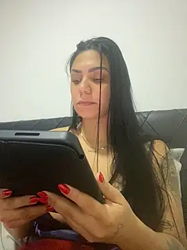 Snapshot of Nini_ chatting on June 18, 9:08 pm Nini online show from June 18, 9:08 pm