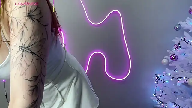 BIG BOOBS KARALIN online show from December 22, 10:23 am