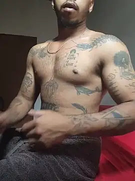 Snapshot of ykaromen chatting on December 18, 5:41 pm ykaromen online show from December 18, 5:41 pm