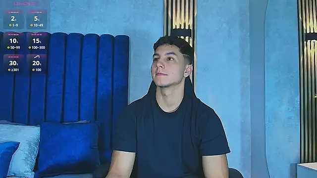 Snapshot of Noah_Clarkk chatting on May 31, 4:58 pm Noah Clarkk online show from May 31, 4:58 pm