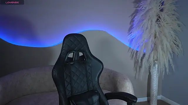 Snapshot of Noah_Clarkk chatting on July 9, 5:39 pm Noah Clarkk online show from July 9, 5:39 pm