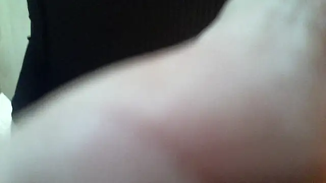 Snapshot of Gwenette66 chatting on June 10, 8:41 pm Gwenette66 online show from June 10, 8:41 pm