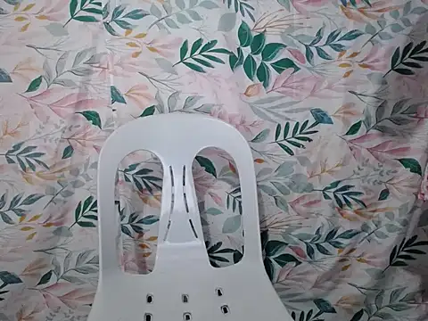 Snapshot of WildHornyPussy4u chatting on February 25, 12:53 am WildHornyPussy4u online show from February 25, 12:53 am