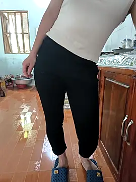 Sweet-Berryy online show from April 25, 3:31 am