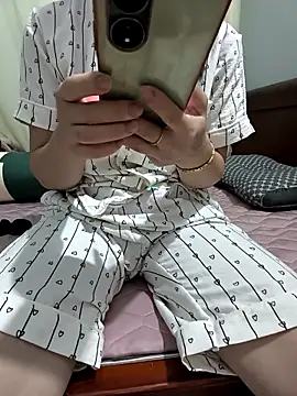 Sweet-Berryy online show from May 1, 3:05 pm
