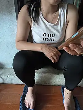 Sweet-Berryy online show from June 17, 2:58 am