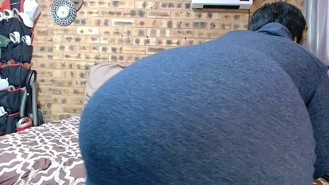 AFRICANBOOTYLICIOUS online show from July 13, 8:06 am