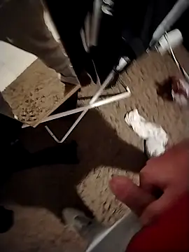 BHugo85269 online show from February 9, 8:18 am