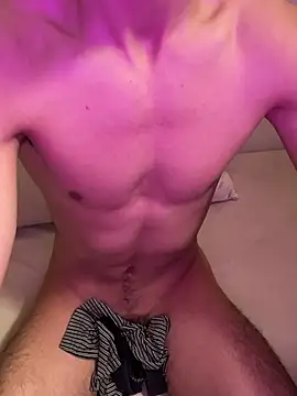 Snapshot of MoroccanGuy chatting on March 21, 2:31 pm MoroccanGuy online show from March 21, 2:31 pm