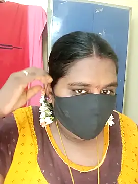 Snapshot of sirisha__9 chatting on May 9, 5:40 pm sirisha 9 online show from May 9, 5:40 pm