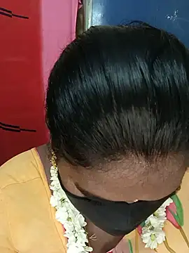 Snapshot of sirisha__9 chatting on May 14, 6:47 pm sirisha 9 online show from May 14, 6:47 pm
