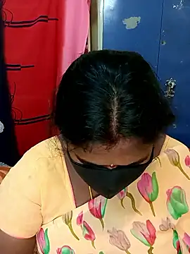 Snapshot of sirisha__9 chatting on May 27, 3:36 am sirisha 9 online show from May 27, 3:36 am