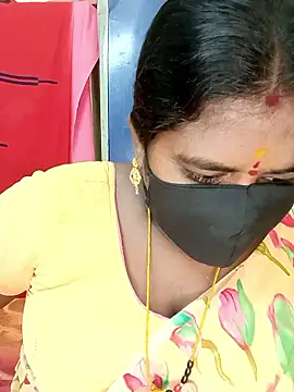 Snapshot of sirisha__9 chatting on June 3, 12:35 am sirisha 9 online show from June 3, 12:35 am
