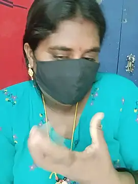 Snapshot of sirisha__9 chatting on June 14, 5:53 am sirisha 9 online show from June 14, 5:53 am