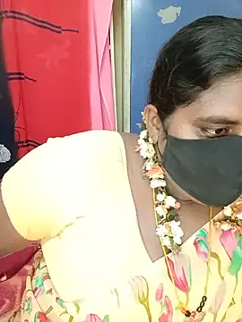 Snapshot of sirisha__9 chatting on June 16, 4:09 pm sirisha 9 online show from June 16, 4:09 pm