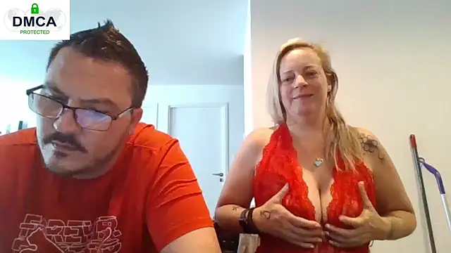 Miss-Chupagirly online show from June 9, 8:15 am