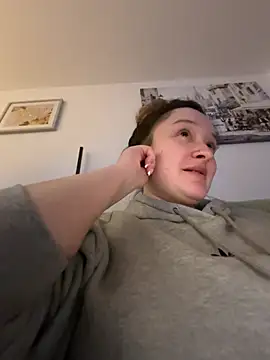 LilyLuck  online show from March 13, 6:14 pm