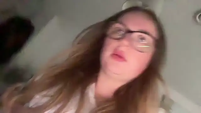 LilyLuck  online show from March 25, 4:13 pm