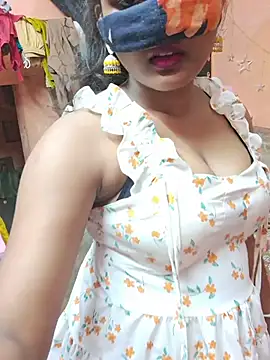 Snapshot of Babyx00 chatting on January 18, 4:44 pm Babyx00 online show from January 18, 4:44 pm