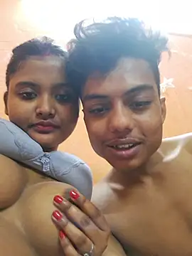 Snapshot of Babyx00 chatting on February 6, 5:49 pm Babyx00 online show from February 6, 5:49 pm