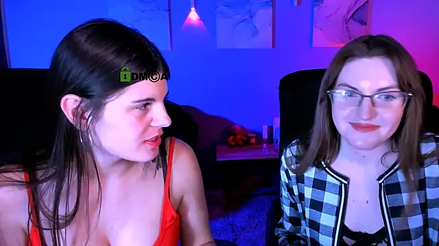 lizzie boom  online show from February 15, 12:18 am