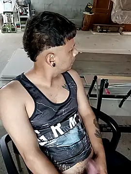 Sickbooy69 online show from April 23, 1:13 pm
