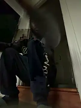 Snapshot of Cantgetenough0069 chatting on February 26, 9:25 pm Cantgetenough0069 online show from February 26, 9:25 pm