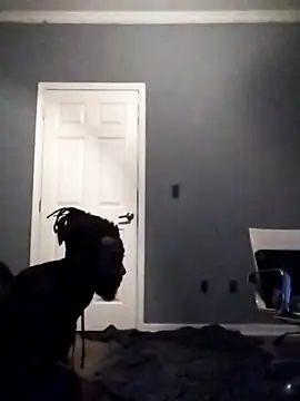 Snapshot of Cantgetenough0069 chatting on March 2, 7:09 am Cantgetenough0069 online show from March 2, 7:09 am